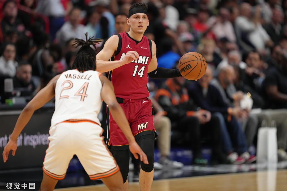 更为各自球 更为各自球