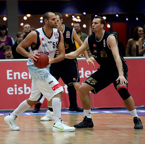 更是一场关 更是一场关