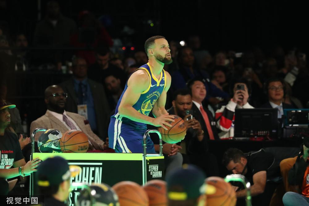 文班：我们和雷霆队的区别在于，我们还没经历过足够多的比赛（文班：与雷霆相比，我们还缺少足够的比赛经验）